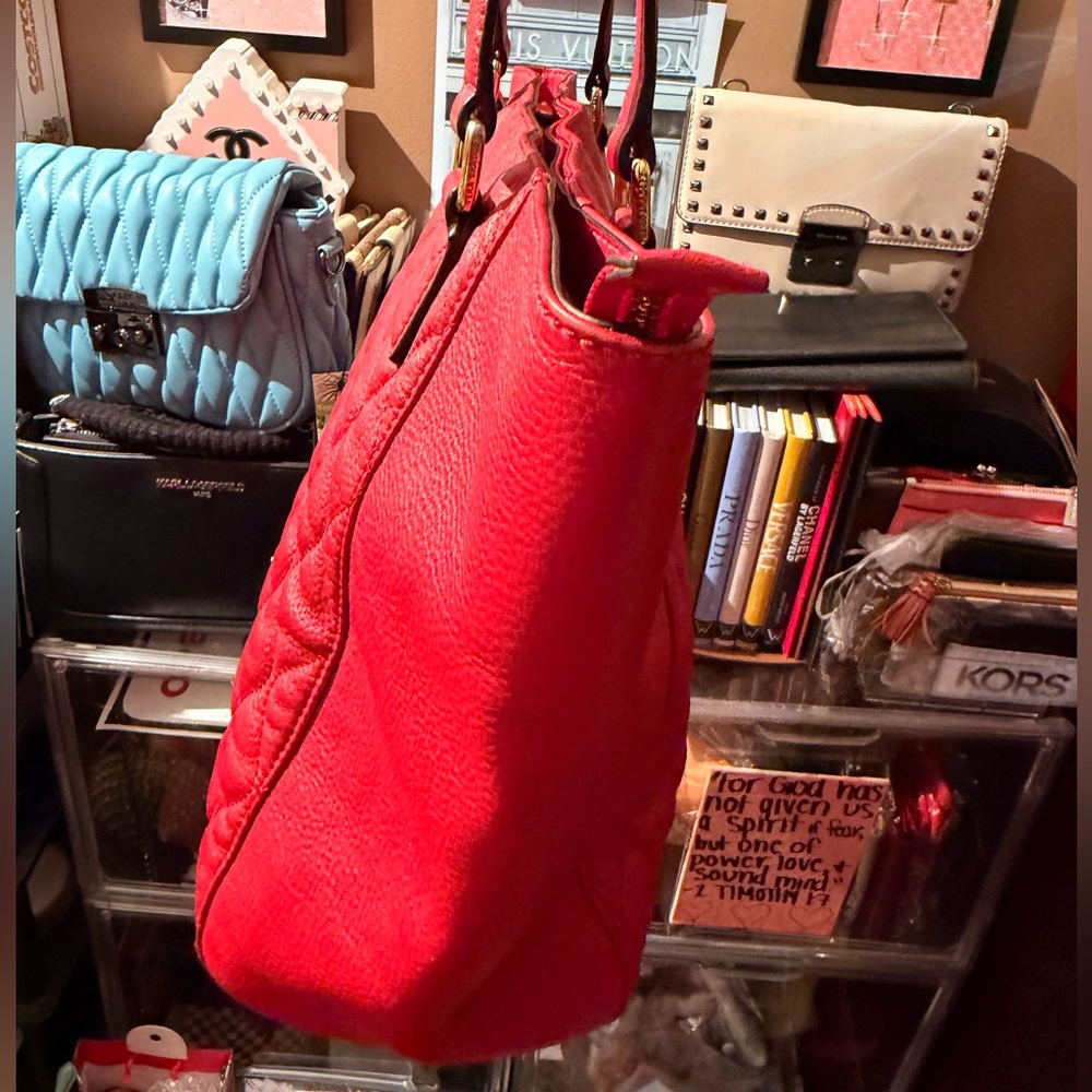 Vera Bradley Ella Quilted Leather Tote - Picture 7 of 10